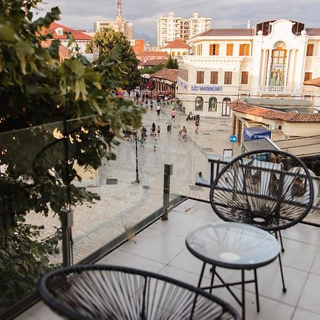 Downtown Hotel Shkodër Buitenkant foto